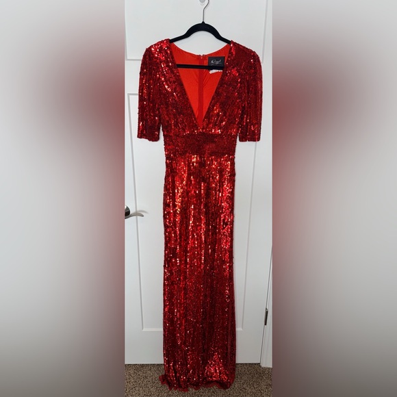 NWOT Mac Duggal 2025 Sample - Red Sequin Elbow Sleeve Plunging Neckline Gown - www.thesispal.com NWOT Mac Duggal 2025 Sample - Red Sequin Elbow Sleeve Plunging Neckline Gown - www.thesispal.com
